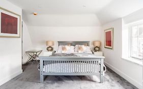 The Secret, Stylish & Spacious En Suite In Blandford Forum, Dorset